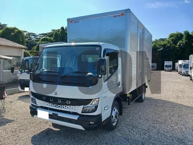2026 Mitsubishi Fuso Canter - photo 1 2026 Mitsubishi Fuso Canter Other Truck for sale, Japanese used car export | GULJI TRADERS
