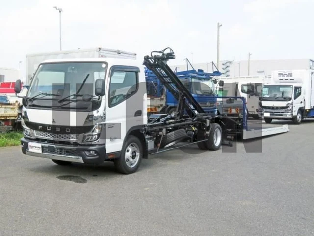 2026 Mitsubishi Fuso Canter Other Truck for sale, Japanese used car export | GULJI TRADERS