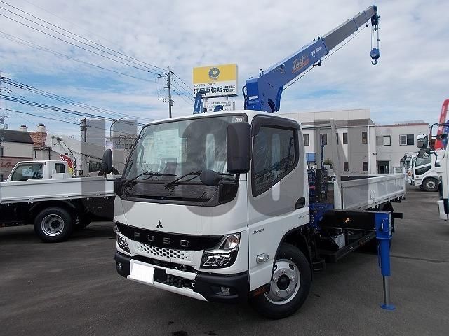 2026 Mitsubishi Fuso Canter - photo 1 2026 Mitsubishi Fuso Canter Other Truck for sale, Japanese used car export - photo 1 of 21 | GULJI TRADERS