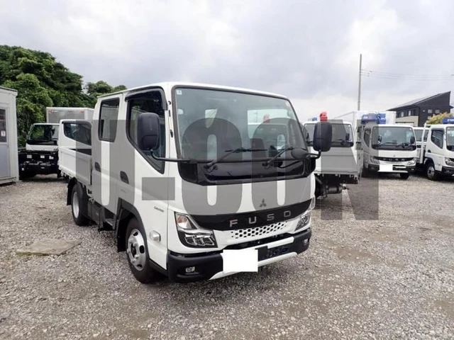 2026 Mitsubishi Fuso Canter Double cab flatbed 5-speed manual transmission - photo 1 2026 Mitsubishi Fuso Canter Double cab flatbed 5-speed manual transmission Other Truck for sale, Japanese used car export | GULJI TRADERS