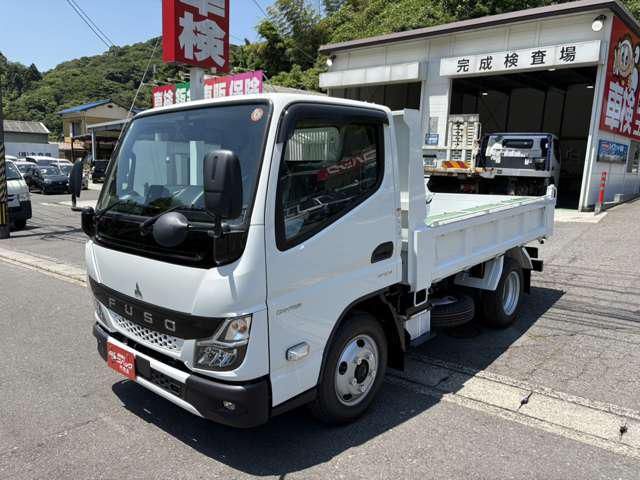 2026 Mitsubishi Fuso Canter 3.0 Reinforced Dump Truck, Low-Floor Diesel Torpedo - photo 1 2026 Mitsubishi Fuso Canter 3.0 Reinforced Dump Truck, Low-Floor Diesel Torpedo White Truck for sale, Japanese used car export - photo 1 of 16 | GULJI TRADERS