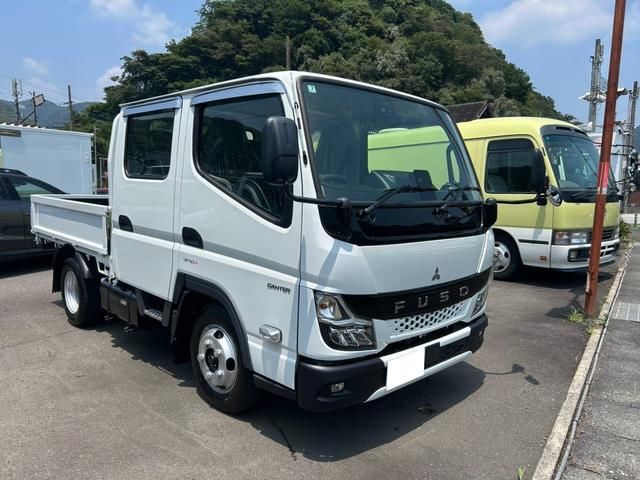 2026 Mitsubishi Fuso Canter 2-ton double cab, 4-number plate, automatic transmission. - photo 1 2026 Mitsubishi Fuso Canter 2-ton double cab, 4-number plate, automatic transmission. White Truck for sale, Japanese used car export - photo 1 of 15 | GULJI TRADERS