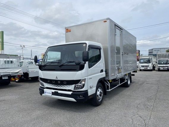 2026 Mitsubishi Fuso Canter - photo 1 2026 Mitsubishi Fuso Canter White Truck for sale, Japanese used car export | GULJI TRADERS