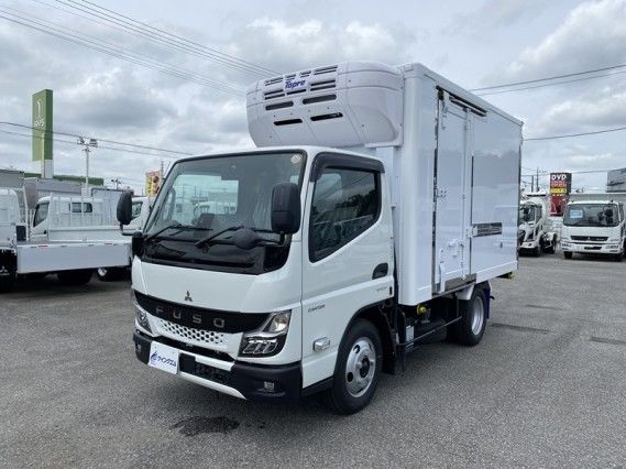 2026 Mitsubishi Fuso Canter Refrigerated and frozen trucks - photo 1 2026 Mitsubishi Fuso Canter Refrigerated and frozen trucks White Truck for sale, Japanese used car export | GULJI TRADERS