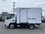 2026 Mitsubishi Fuso Canter Refrigerated and frozen trucks White Truck for sale, Japanese used car export - photo 4 of 8 | GULJI TRADERS