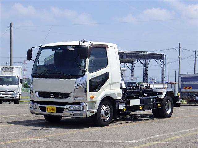 2018 Mitsubishi Fuso Fighter 3.4t Truck for sale, Japanese used car export - photo 1 of 50 | GULJI TRADERS