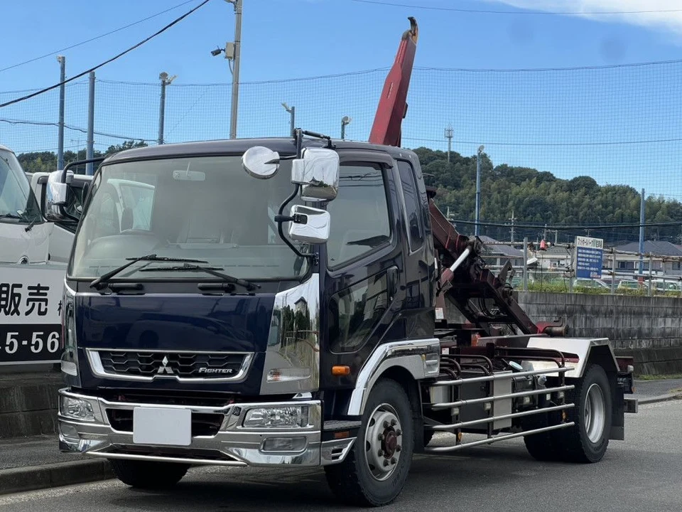 2018 Mitsubishi Fuso Fighter Truck for sale, Japanese used car export - photo 1 of 24 | GULJI TRADERS