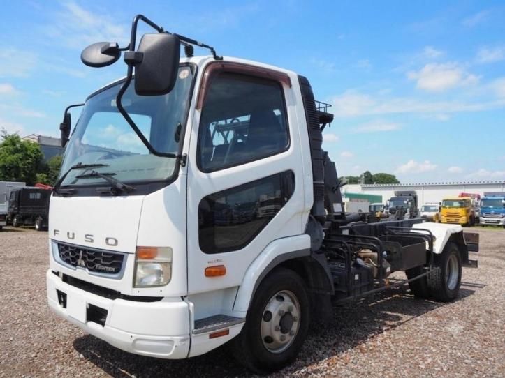 2018 Mitsubishi Fuso Fighter - photo 1 2018 Mitsubishi Fuso Fighter Truck for sale, Japanese used car export - photo 1 of 21 | GULJI TRADERS