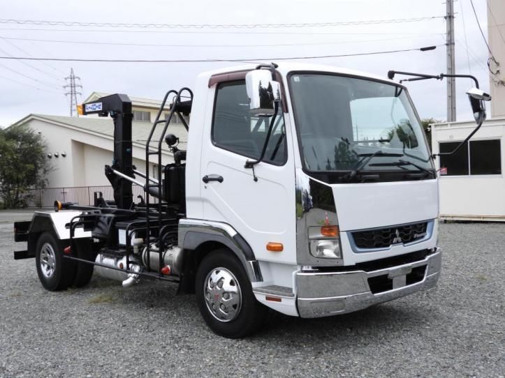2018 Mitsubishi Fuso Fighter - photo 1 2018 Mitsubishi Fuso Fighter Truck for sale, Japanese used car export - photo 1 of 21 | GULJI TRADERS