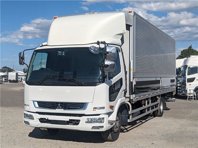 2020 Mitsubishi Fuso Fighter Truck for sale, Japanese used car export - photo 1 of 52 | GULJI TRADERS