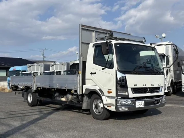 2020 Mitsubishi Fuso Fighter - photo 1 2020 Mitsubishi Fuso Fighter Truck for sale, Japanese used car export | GULJI TRADERS