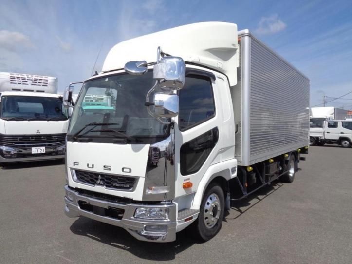 2021 Mitsubishi Fuso Fighter Truck for sale, Japanese used car export - photo 1 of 21 | GULJI TRADERS