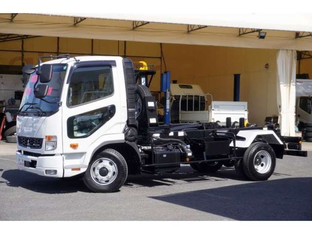2024 Mitsubishi Fuso Fighter Truck for sale, Japanese used car export - photo 1 of 35 | GULJI TRADERS