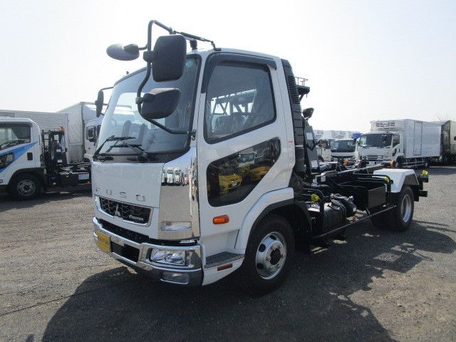 2025 Mitsubishi Fuso Fighter Truck for sale, Japanese used car export - photo 1 of 25 | GULJI TRADERS