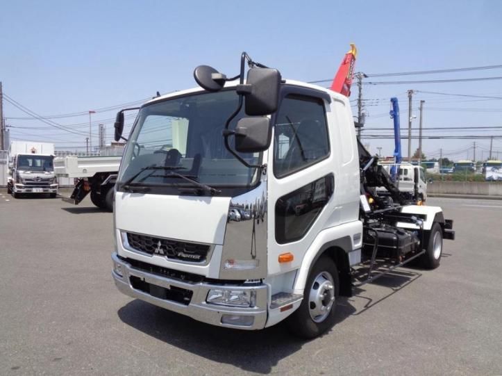 2025 Mitsubishi Fuso Fighter Truck for sale, Japanese used car export - photo 1 of 21 | GULJI TRADERS
