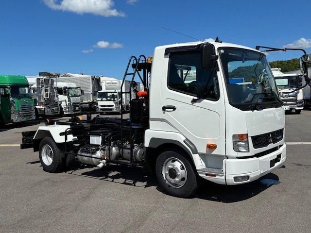 2025 Mitsubishi Fuso Fighter - photo 1 2025 Mitsubishi Fuso Fighter Truck for sale, Japanese used car export - photo 1 of 21 | GULJI TRADERS
