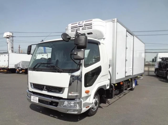 2025 Mitsubishi Fuso Fighter - photo 1 2025 Mitsubishi Fuso Fighter Truck for sale, Japanese used car export | GULJI TRADERS