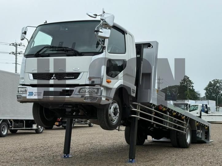 2025 Mitsubishi Fuso Fighter Truck for sale, Japanese used car export - photo 1 of 21 | GULJI TRADERS