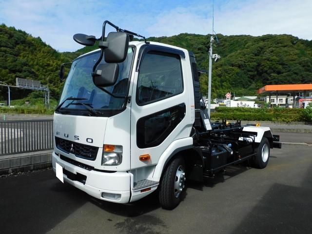 2025 Mitsubishi Fuso Fighter Truck for sale, Japanese used car export - photo 1 of 16 | GULJI TRADERS