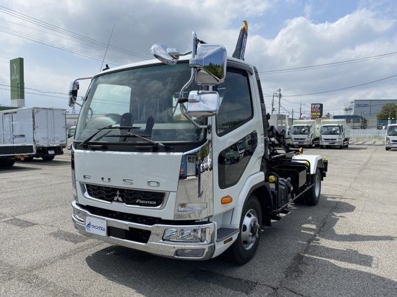 2025 Mitsubishi Fuso Fighter Truck for sale, Japanese used car export - photo 1 of 8 | GULJI TRADERS