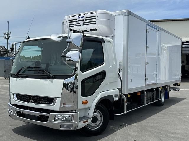 2026 Mitsubishi Fuso Fighter Truck for sale, Japanese used car export - photo 1 of 21 | GULJI TRADERS