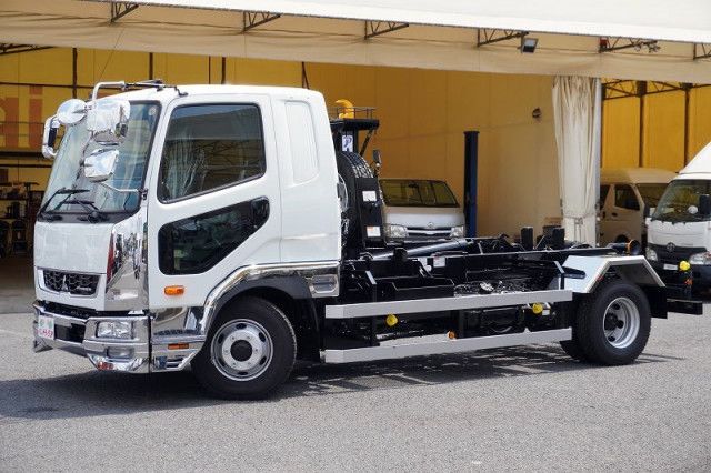 2026 Mitsubishi Fuso Fighter Truck for sale, Japanese used car export - photo 1 of 6 | GULJI TRADERS