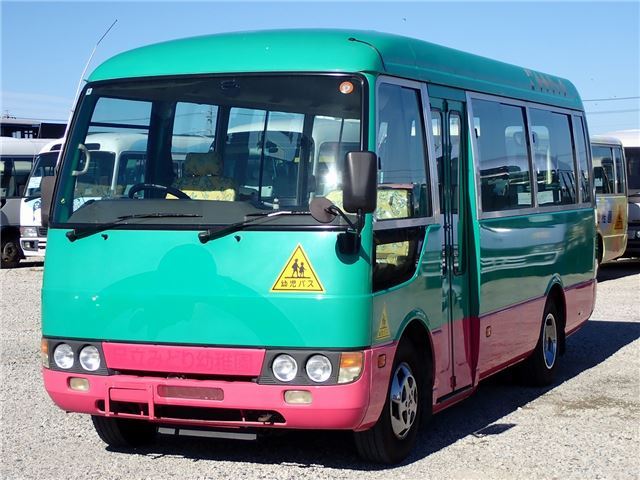 2005 Mitsubishi Fuso Rosa Truck for sale, Japanese used car export - photo 1 of 74 | GULJI TRADERS