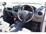 2010 Nissan AD 1.6 DX 4WD Sedan for sale, Japanese used car export - photo 27 of 30 | GULJI TRADERS