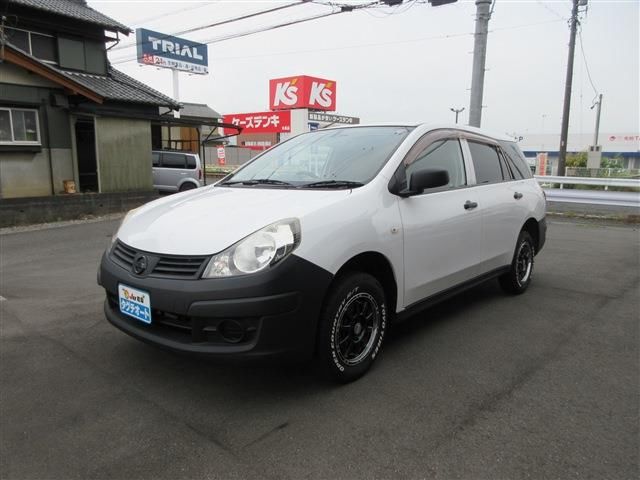 2016 Nissan AD 1.5 VE - photo 1 2016 Nissan AD 1.5 VE Sedan for sale, Japanese used car export | GULJI TRADERS