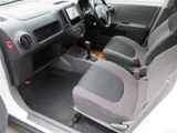 2016 Nissan AD 1.5 VE Sedan for sale, Japanese used car export - photo 25 of 30 | GULJI TRADERS