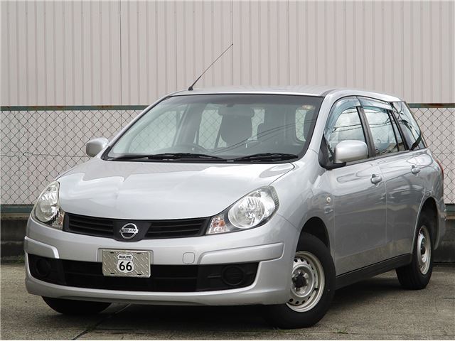 2016 Nissan AD Expert - photo 1 2016 Nissan AD Expert Sedan for sale, Japanese used car export - photo 1 of 26 | GULJI TRADERS