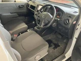 2017 Nissan AD Expert 4WD Sedan for sale, Japanese used car export - photo 5 of 9 | GULJI TRADERS