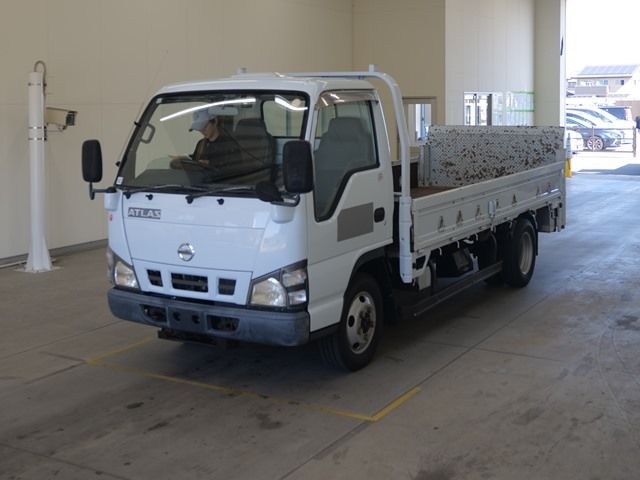2005 Nissan Atlas PG.4WD Truck for sale, Japanese used car export - photo 1 of 2 | GULJI TRADERS