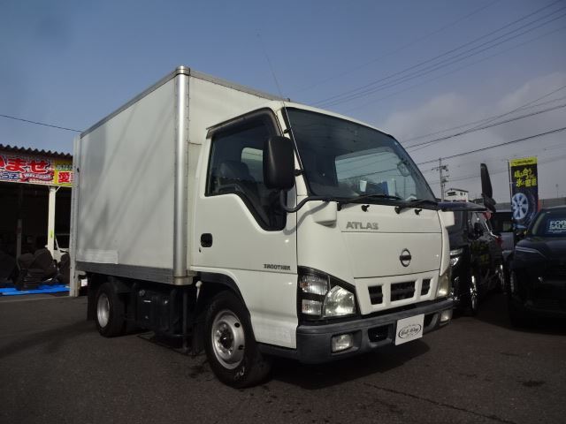 2006 Nissan Atlas Truck for sale, Japanese used car export - photo 1 of 67 | GULJI TRADERS