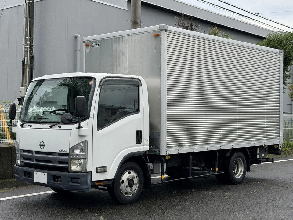2007 Nissan Atlas 2WD Truck for sale, Japanese used car export - photo 1 of 25 | GULJI TRADERS