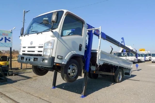 2012 Nissan Atlas - photo 1 2012 Nissan Atlas Truck for sale, Japanese used car export | GULJI TRADERS