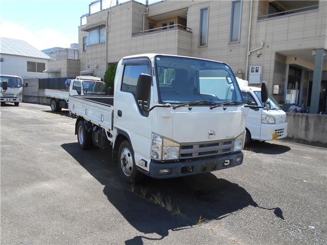 2013 Nissan Atlas Truck for sale, Japanese used car export - photo 1 of 21 | GULJI TRADERS