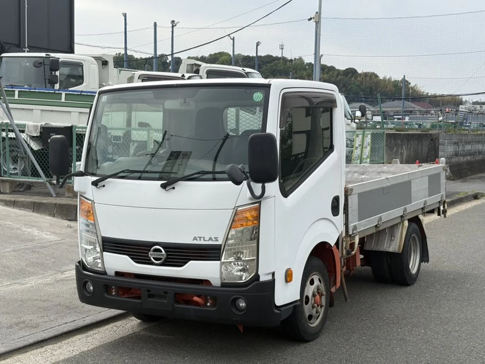 2014 Nissan Atlas 2WD Truck for sale, Japanese used car export - photo 1 of 23 | GULJI TRADERS
