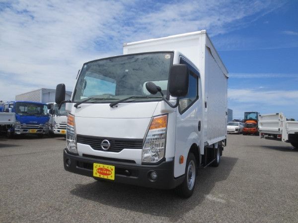 2015 Nissan Atlas 2WD Truck for sale, Japanese used car export - photo 1 of 25 | GULJI TRADERS