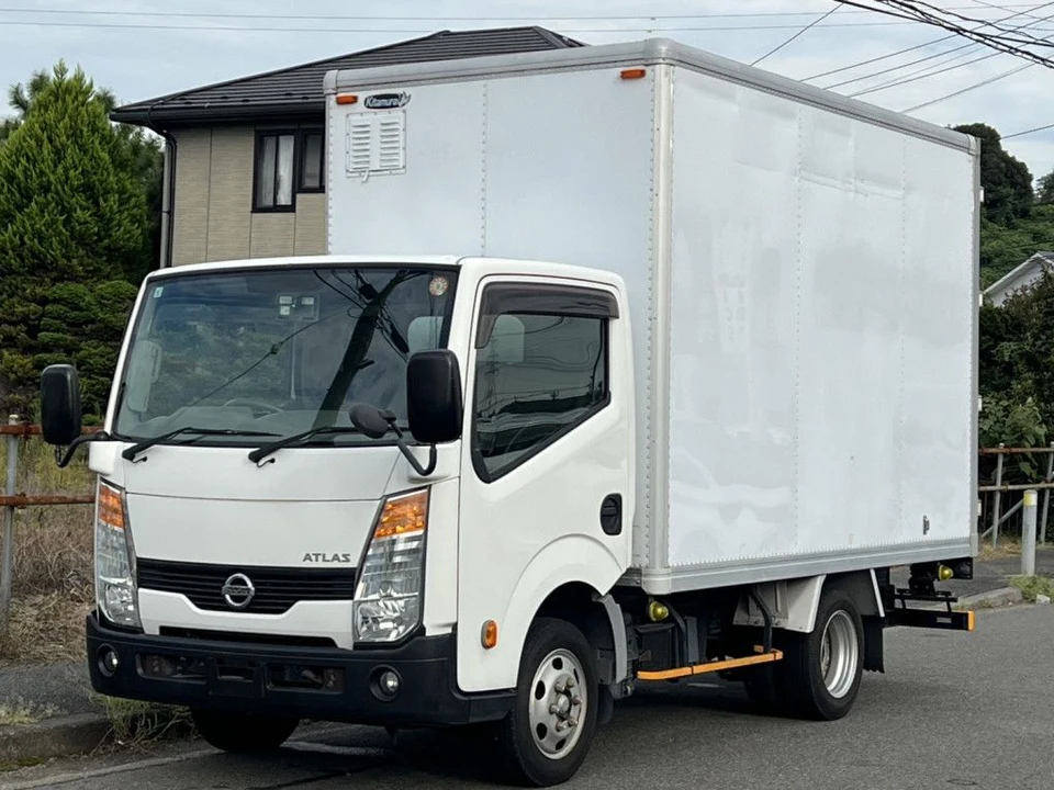 2016 Nissan Atlas Truck for sale, Japanese used car export - photo 1 of 25 | GULJI TRADERS