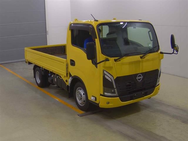 2024 Nissan Atlas DX - photo 1 2024 Nissan Atlas DX Truck for sale, Japanese used car export | GULJI TRADERS