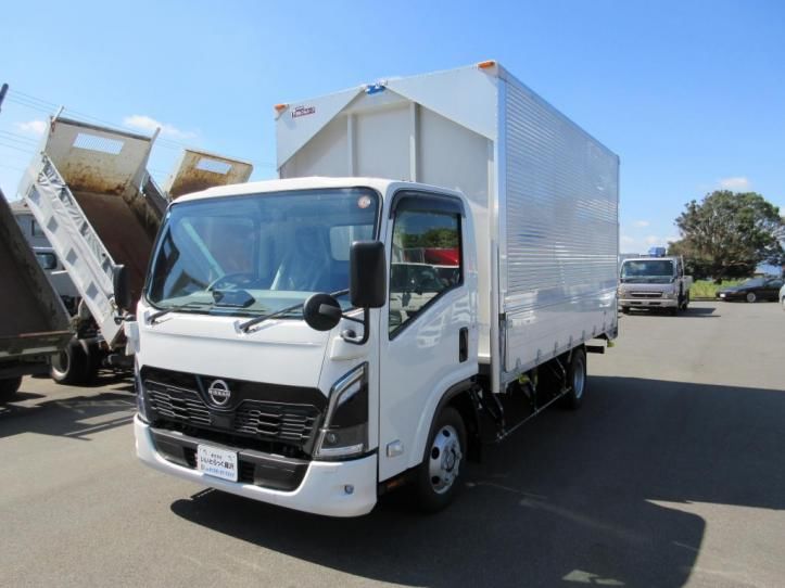 2025 Nissan Atlas Truck for sale, Japanese used car export - photo 1 of 21 | GULJI TRADERS