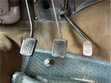 1962 Nissan Bluebird DELUXE Sedan for sale, Japanese used car export - photo 17 of 38 | GULJI TRADERS