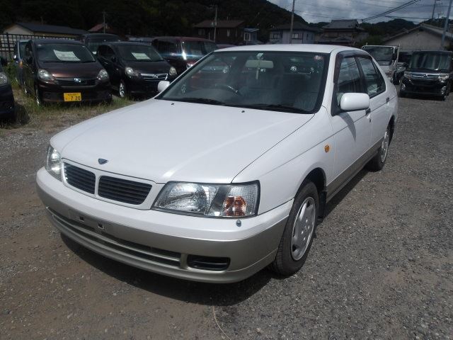 1996 Nissan Bluebird Sedan for sale, Japanese used car export | GULJI TRADERS