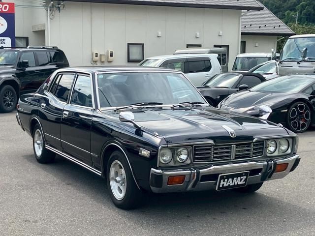 1979 Nissan Cedric SGLE - photo 1 1979 Nissan Cedric SGLE Sedan for sale, Japanese used car export - photo 1 of 9 | GULJI TRADERS