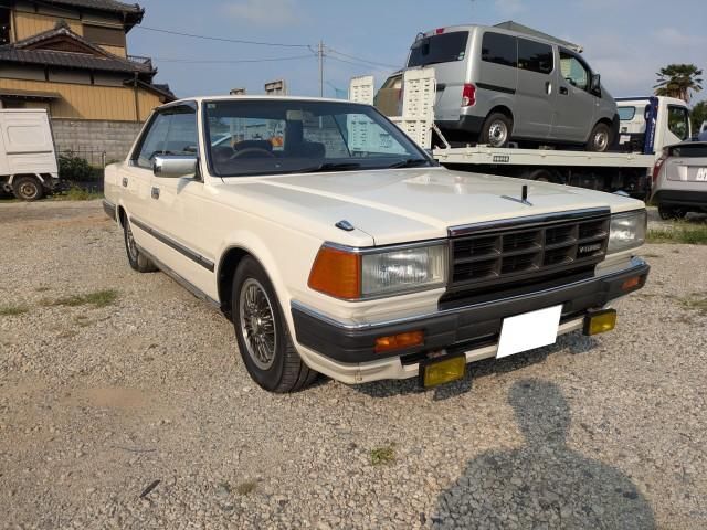 1983 Nissan Cedric V20 Turbo SGL - photo 1 1983 Nissan Cedric V20 Turbo SGL Sedan for sale, Japanese used car export - photo 1 of 9 | GULJI TRADERS