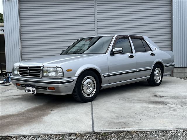 2000 Nissan Cedric - photo 1 2000 Nissan Cedric Sedan for sale, Japanese used car export - photo 1 of 32 | GULJI TRADERS