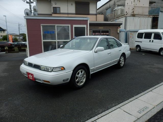 1993 Nissan Cefiro 2.0 VE - photo 1 1993 Nissan Cefiro 2.0 VE Sedan for sale, Japanese used car export - photo 1 of 37 | GULJI TRADERS