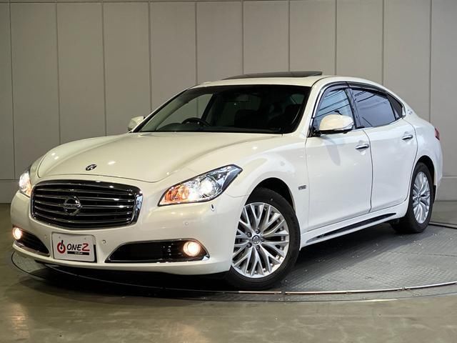2017 Nissan Cima Hybrid VIP G Sedan for sale, Japanese used car export - photo 1 of 9 | GULJI TRADERS