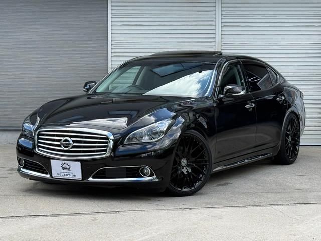 2019 Nissan Cima Hybrid VIP - photo 1 2019 Nissan Cima Hybrid VIP Sedan for sale, Japanese used car export | GULJI TRADERS